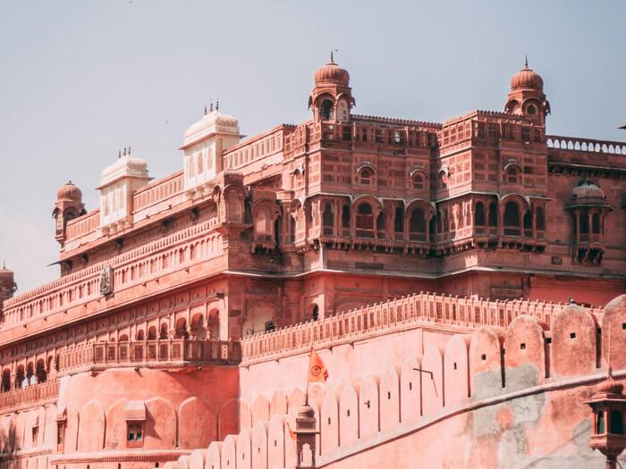 Red fort pex  2