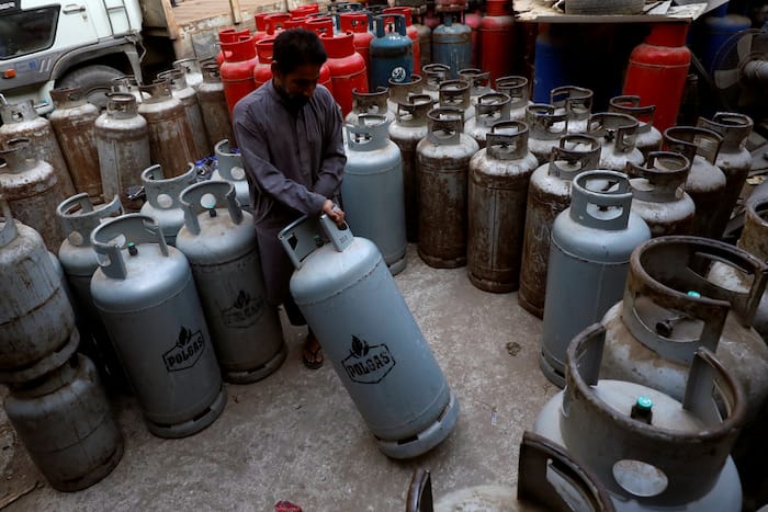 India vs pakistan lpg cylinder price
