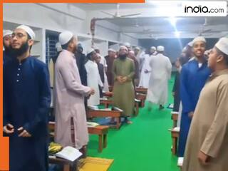 Funny Video: मदरसे में इंग्लिश कैसे सीखते हैं छात्र, तरीका देख लिया तो पूरा दिन हंसी नहीं रुकेगी | देखें वीडियो