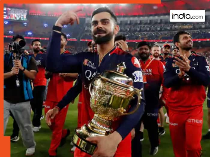 Virat Kohli with Cup  PTI