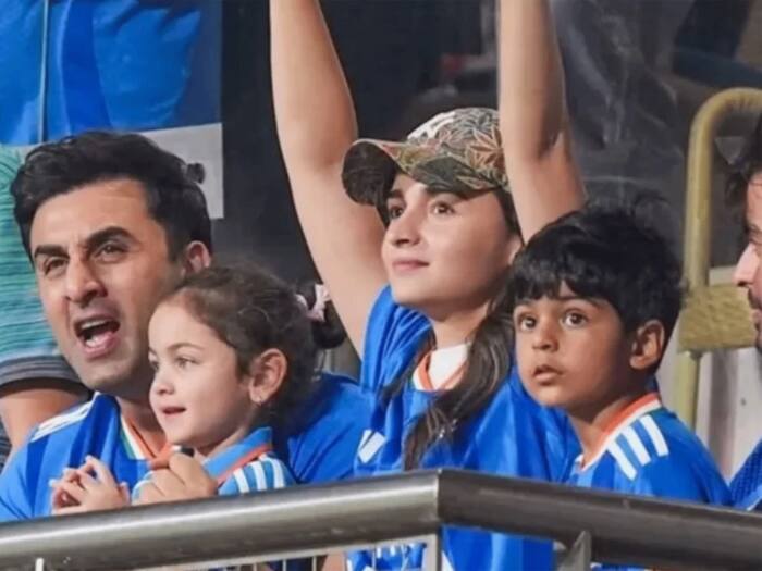 Bollywood celebs at t20 world cup