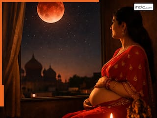 Chandra Grahan 2026: शुरू हो गया चंद्र ग्रहण… गर्भवती महिलाएं भूलकर भी ना करें ये काम