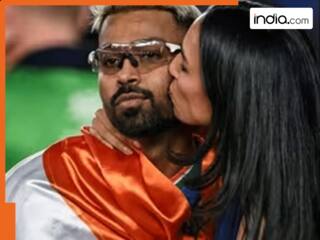 Hardik Pandya की गर्लफ्रेंड Mahieka ने क्रिकेटर को मैदान में किया Kiss, कपल के प्राइवेट मोमेंट का वीडियो वायरल
