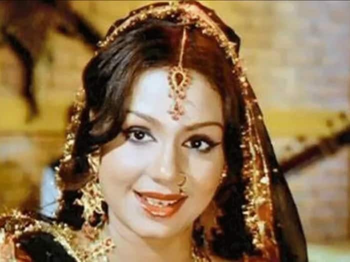 Meena kumari body double