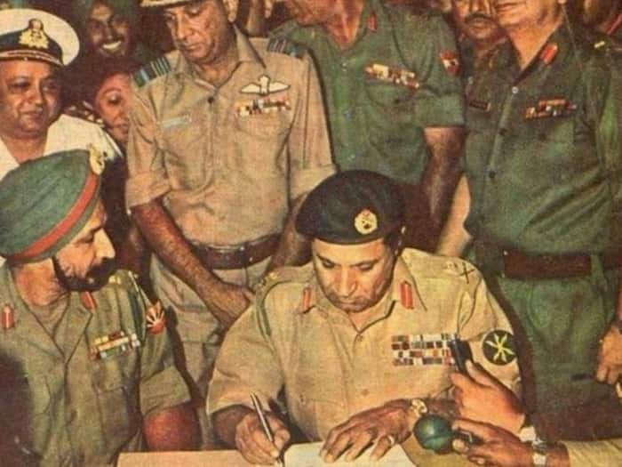 Pakistani Army surrendered