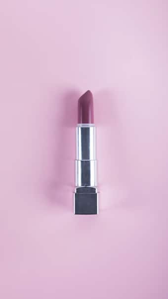 Transfer Proof Lipstick for Everyday Glam