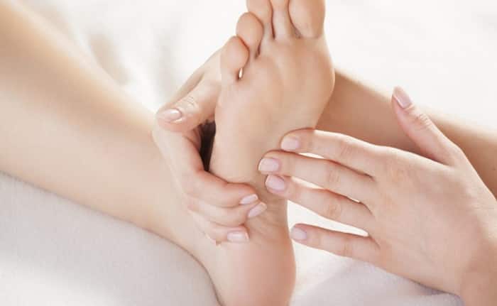 Cold hands and feet causes