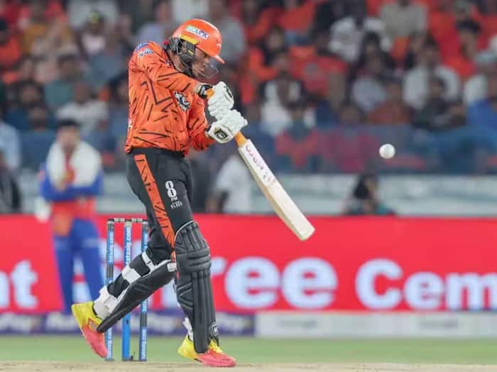 Ball Brand In IPL