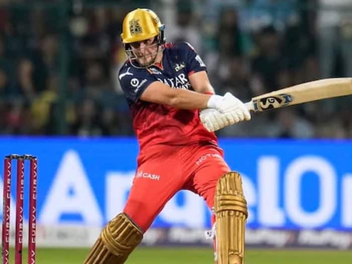 IPL Longest Six Record