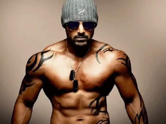 John Abraham Force 3 action