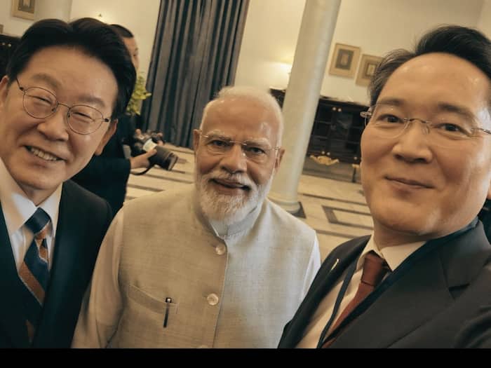 PM Modi selfie smartphone name