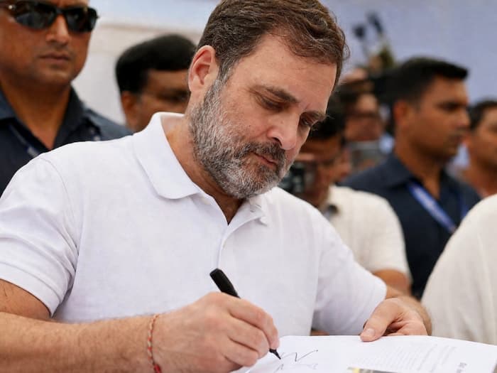 Rahul Gandhi signature image