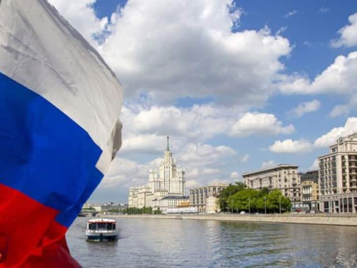 Russia travel expenses breakdown