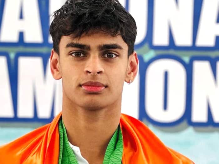 Vedaant Madhavan swimming c