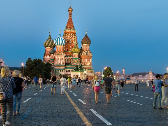 Budget travel Russia India