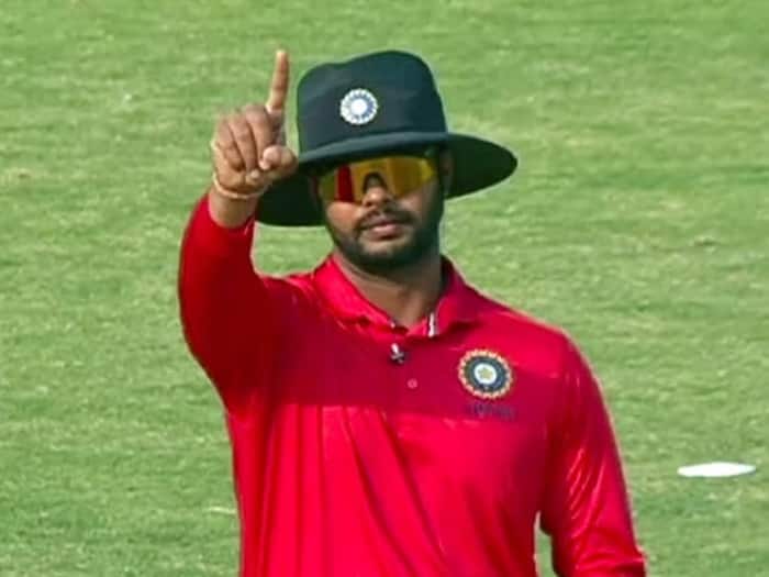How to become BCCI umpire
