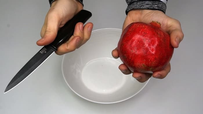 How Do You Peel a Pomegranate