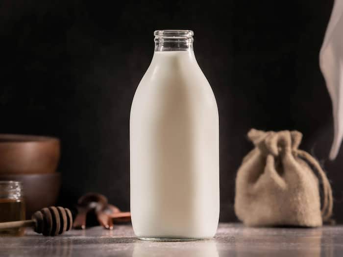 Pakistan dairy farmers