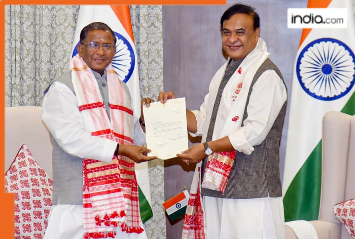 Assam Chief Minister Himanta Biswa Sarma submits his resignation to state Governor Lakshman Prasad Acharya during a meeting (PTI image)