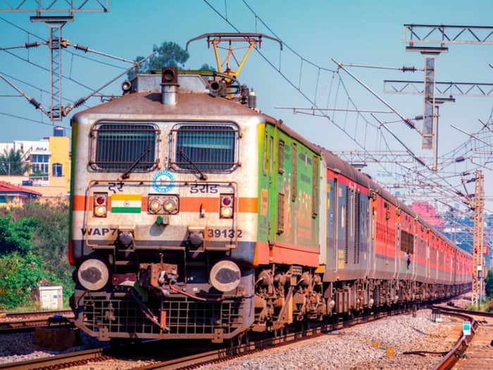 Bengaluru Mumbai train route
