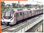 दिनभर में कितनी कमाई करती है दिल्ली मेट्रो, कल्पना से भी परे मिला जवाब