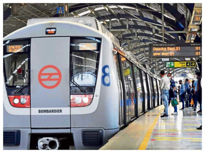Delhi Metro Ticket Income Per Day