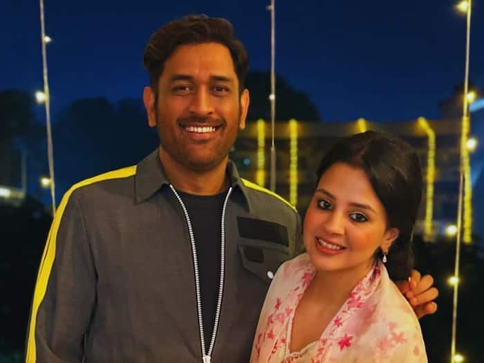 MS Dhoni Jharkhand highest income tax