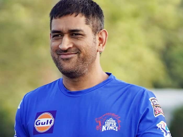 MS Dhoni Jharkhand highest income tax