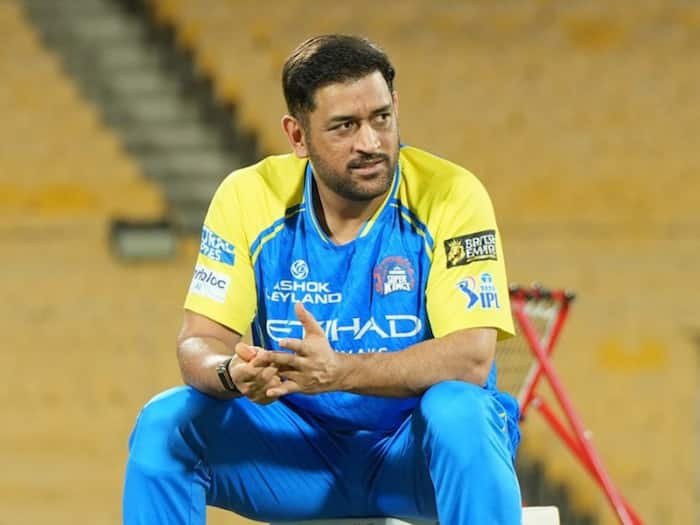 MS dhoni injury IPL salary