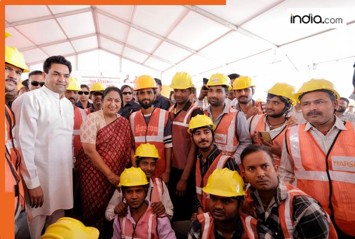 Delhi CM Rekha Gupta attends Labour Day event in Dhirpur, shares selfie, roll outs big announcements