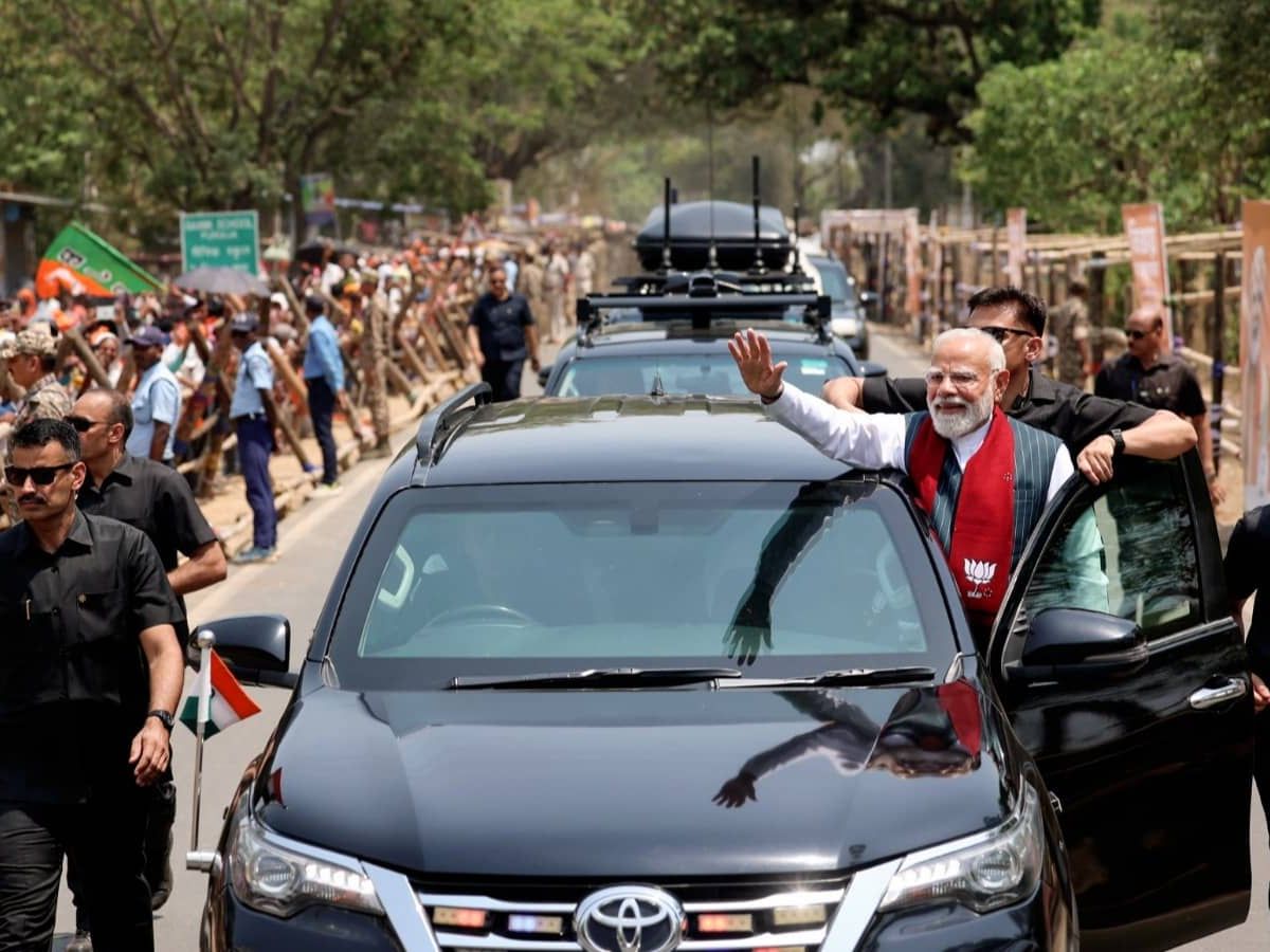 PM मोदी के काफिले में कुल कितनी गाड़ियां होती हैं? तेल संकट के बीच कम ...