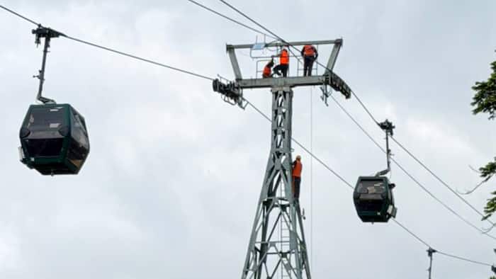 Kashmir, Gulmarg Gondola, Srinagar, cable car, Gondola, Indian Army, Jammu and Kashmir Police, SDRF, Omar Abdullah