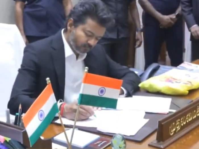 Tamil Nadu CM Basic salary