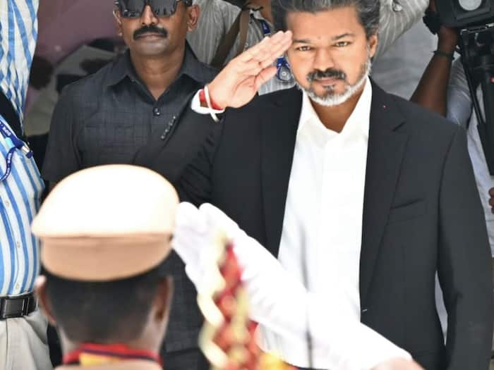 Tamil Nadu CM guard of honour