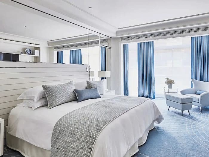 Aishwarya cannes stay hotel