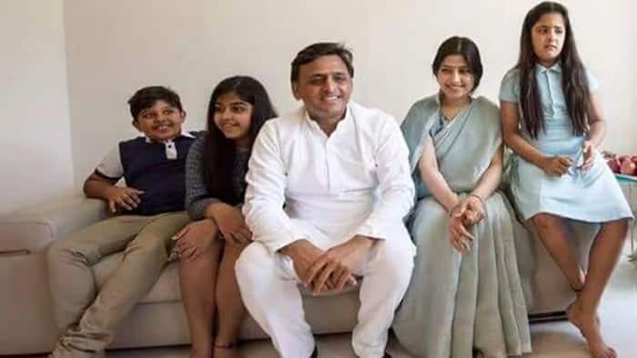 Akhilesh prateek twins kids
