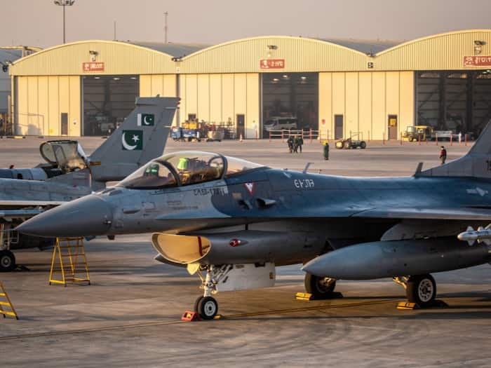 F 16 Fighter 2