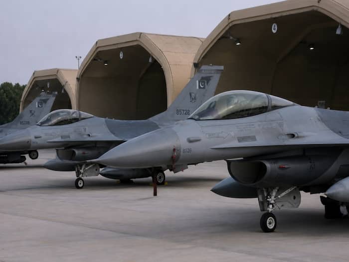 F 16 Fighter 4