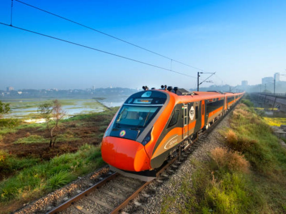 India’s First Bullet Train Photo: ऐसी दिखेगी भारत की पहली बुलेट ट्रेन ...