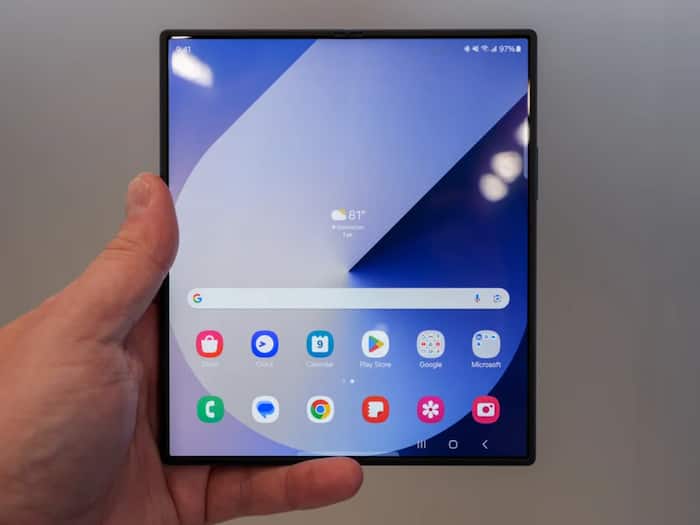 Foldable smartphone india