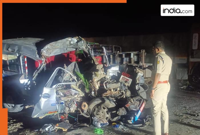 5 killed after car collides with lorry in Karnataka’s Kalaburagi district