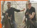‘पेट्रोल महंगा है!’ घोड़े पर ही भाग निकले Akshay Kumar- Suniel Shetty, 'वेलकम टू द जंगल' का डिफरेंट स्टाइल