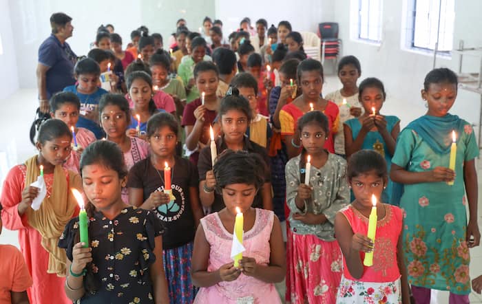 Chennai  Children Hold Candlelight Prayer for Ahmedabad Air Crash Victims