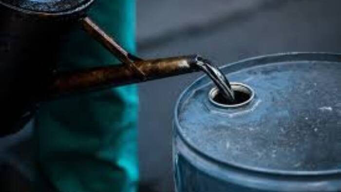 US Crude Oil Storage