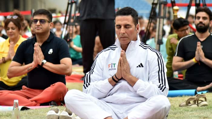 International Yoga Day 2026: Akshay Kumar participates with Union Minister Mansukh Mandaviya in mass yoga session- See Pics