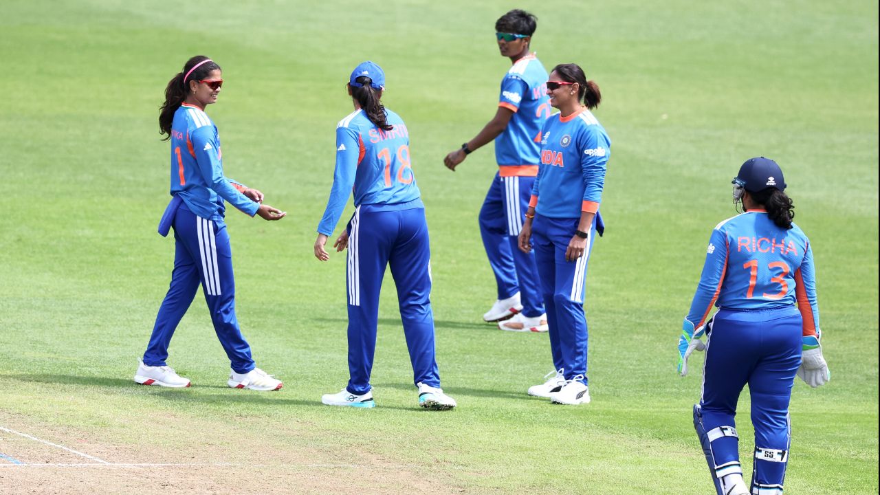 Pakistan Captain Fatima Sana's Availability for T20 World Cup Opener Against India in Doubt