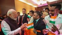स्लोवाकिया में PM मोदी का ऐतिहासिक स्वागत! ‘रोटी-नमक’ से हुआ अभिनंदन, रक्षा-तकनीक साझेदारी पर बनी बड़ी सहमति