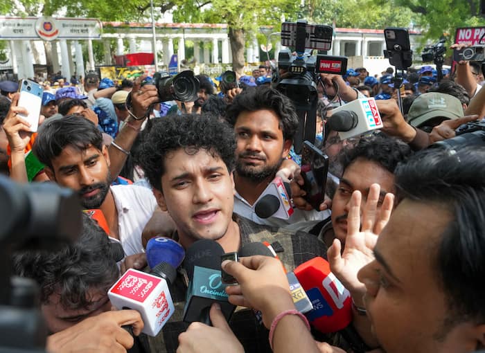 'Govt 'not averse' to talks with protesters': What is Modi government's stance on CJP protest?