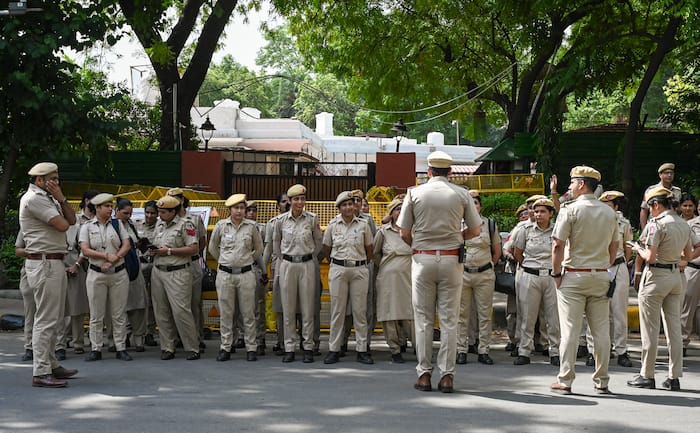 Did protestors breach NTA office amid 'Sansad Chalo' march? Delhi police answers