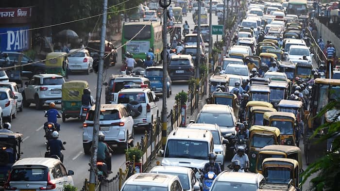 Delhi Traffic alert: Traffic to be affected on Ring Road between Maharani Bagh and Ashram; Check suggested alternate routes